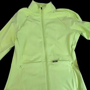 Size L Figs scrub jacket